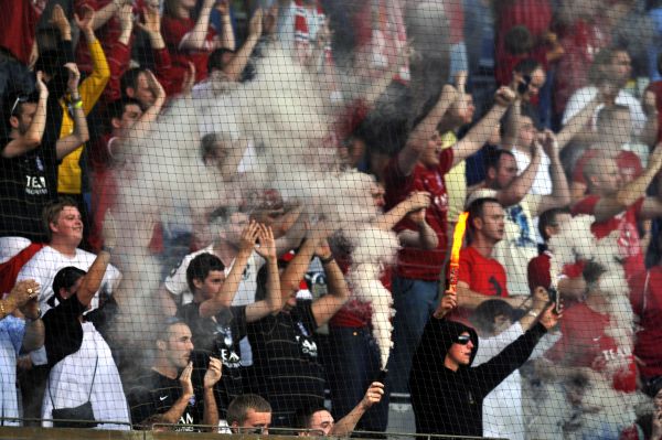 Souboj fotbalistů Olomouce a Aberdeenu provázely nepokoje. Souboj fotbalistů Olomouce a Aberdeenu provázely nepokoje.