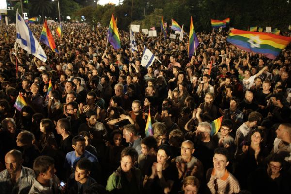 Podporu homosexuálům vyjádřilo přes 70 tisíc lidí.