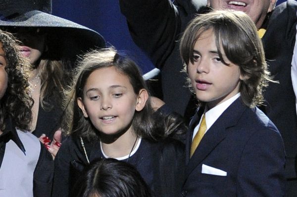 Paris Jacksonová je prý podobná Lesterově dceři Harriet.