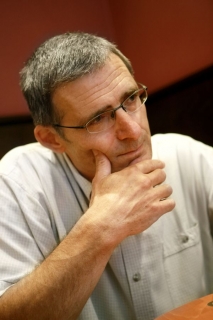 Karel Rand&aacute;k slibuje, že bude pokračovat v odhalov&aacute;n&iacute; nepravost&iacute;.