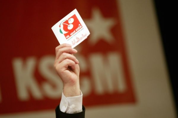 KSČM plánuje kampaň za 33 milionů korun.
