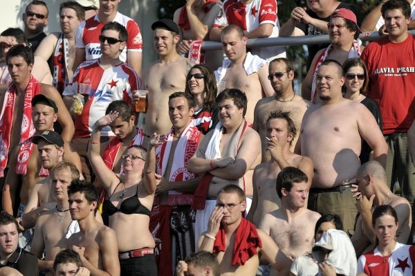Fanoušci Slavie dostanou vstupenku pouze na jméno.
