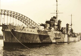 Zničen&yacute; australsk&yacute; křižn&iacute;k Sydney ve stejnojmenn&eacute;m městě.