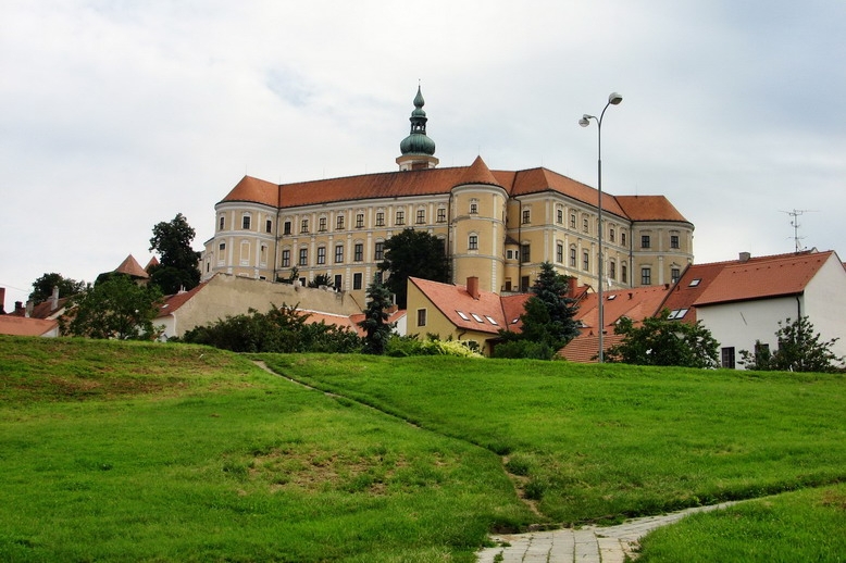 Zámek s bastiony