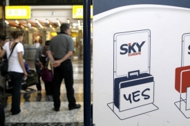 Cestuj&iacute;c&iacute; SkyEurope v &uacute;ter&yacute; uv&iacute;zli ve V&iacute;dni.