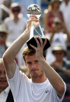 Andy Murray vyhr&aacute;l jako prvn&iacute; Brit v historii turnaj v Kanadě.