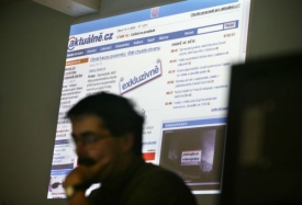 Server Aktuálně.cz získal dvě posily: Adama Junka a Zdeňka Johna.