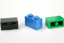 Přestože Lego nemusí, tak pravidelně vydává zprávy o svém hospodaření.