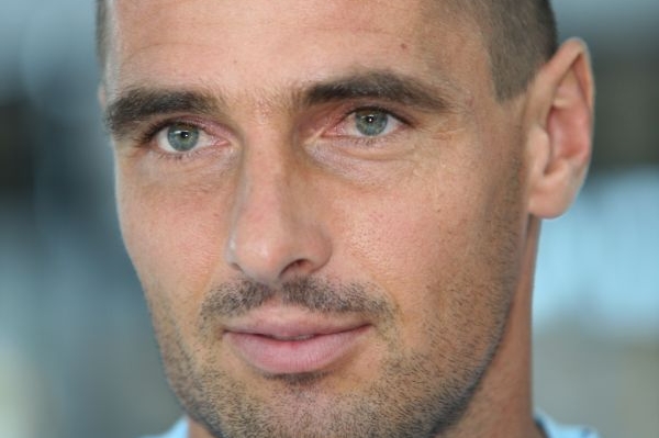 Roman Šebrle odletěl do Berlína bojovat o zlato. Roman Šebrle odletěl do Berlína bojovat o zlato.