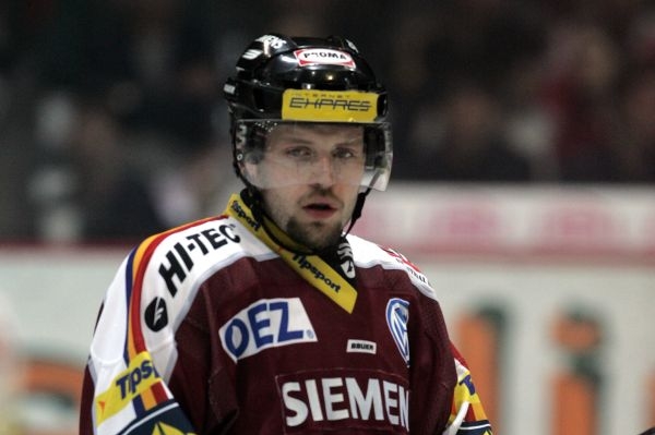 Jaroslav Hlinka Spartu nakonec posílí, ale jen do 25. října.