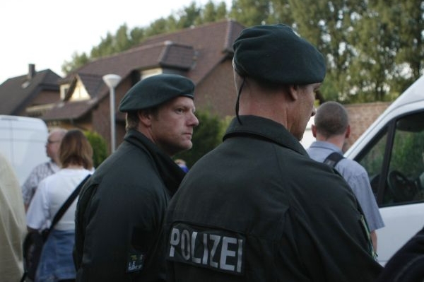 Policisté zasahují ve Schwalmtalu, kde se zabarikádoval střelec.