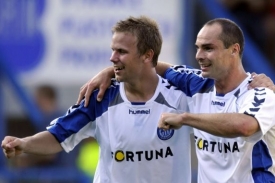Fotbalist&eacute; Liberce Jan Nezmar (vpravo) a Radek Dejmek.