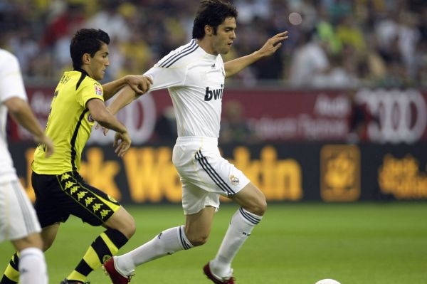 Brazilský mág Kaká ve službách Realu Madrid.