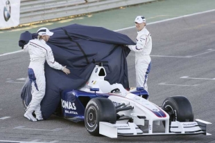 Monopost stáje Brawn GP - ilustrační foto.