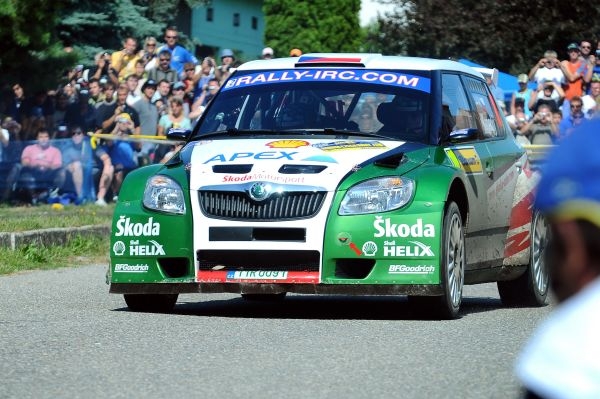 Posádka vozu Škoda Fabia S2000 Jan Kopecký a Petr Starý. Posádka vozu Škoda Fabia S2000 Jan Kopecký a Petr Starý.