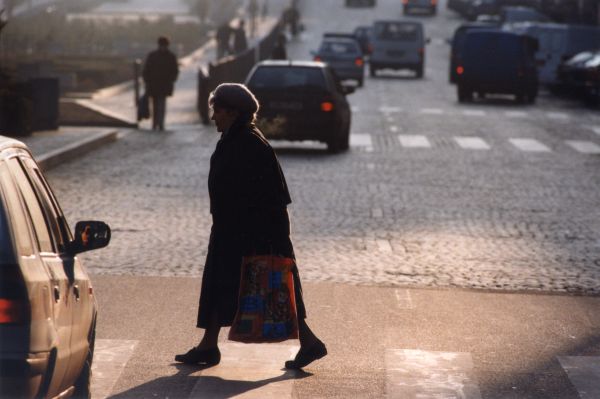 Hodač jel v době nehody asi 80 km v hodině. Žena zraněním podlehla.