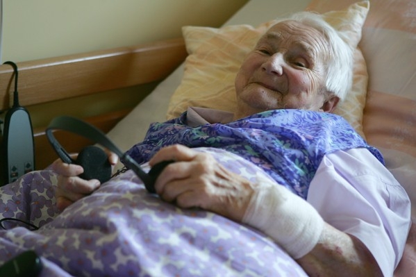 Stará paní ilustrační foto).