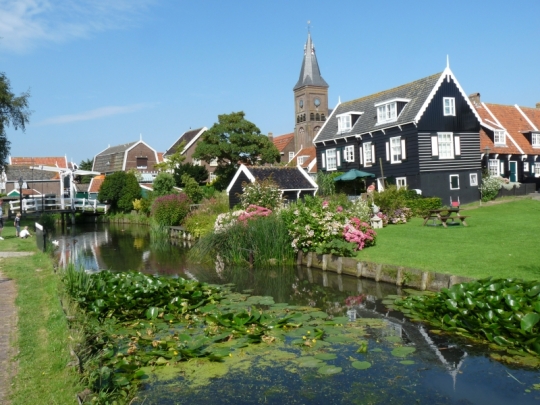 Marken