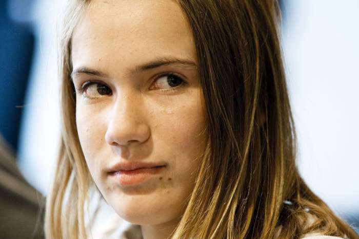 Třináctiletá Laura chce sólově obeplout svět.