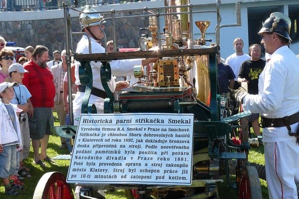 Parní stříkačka Smekal. Podle pamětníků zasahovala při požáru ND.