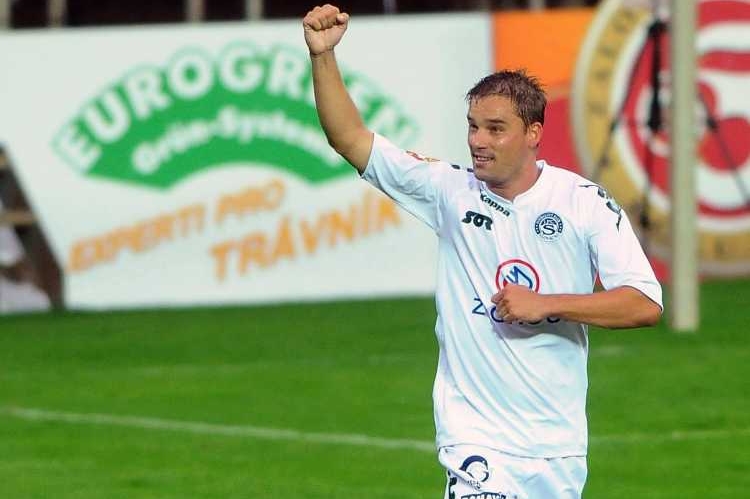 Petr Švancara, fotbalista ligového nováčka Slovácka. Petr Švancara, fotbalista ligového nováčka Slovácka.