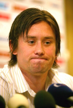 Tom&aacute;&scaron; Rosick&yacute; se do nominace proti Manchesteru United neve&scaron;el.