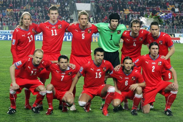 Fotbalovým reprezentantům se dařilo rozdílně. Fotbalovým reprezentantům se dařilo rozdílně.