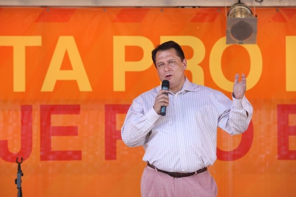 Jiří Paroubek se může radovat. ČSSD v preferencích vede.