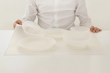 Novinka Table-Dish-Cover od korejského studia Maezm. Novinka Table-Dish-Cover od korejského studia Maezm.