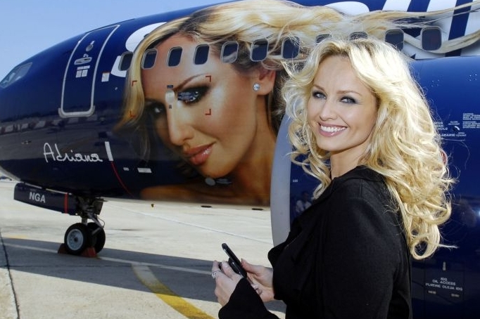 Tváří SkyEurope byla modelka Adriana Sklenaříková.
