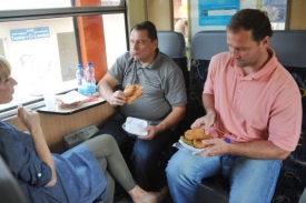 Na kandid&aacute;tce je hokejista hned za Jiř&iacute;m Paroubkem.