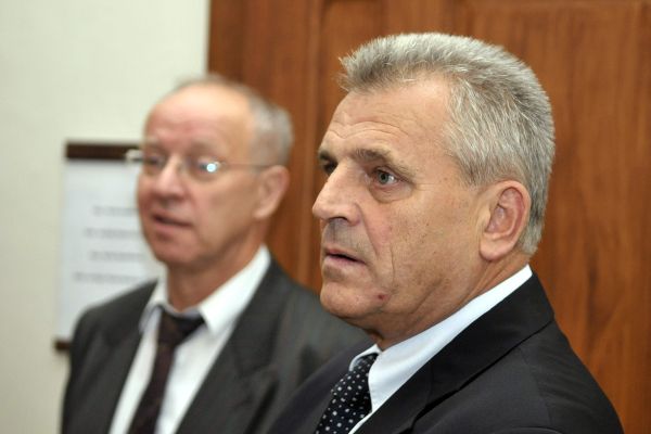 Příplata označil proces v Rumunsku za protizákonný. Příplata označil proces v Rumunsku za protizákonný.