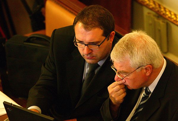 Poslanci Melčák a Pohanka, největší spojenci ještě spolu ve sněmovně.