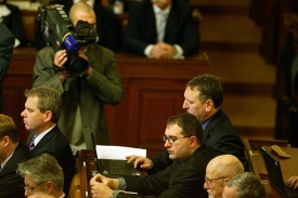 Michal Pohanka coby soci&aacute;lnědemokratick&yacute; poslanec.