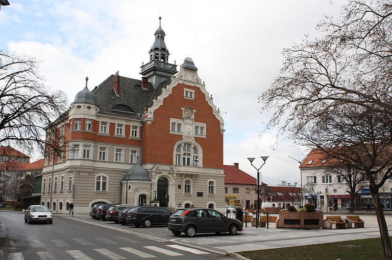 Neplatiči dluží Hodonínu na nájemném 7,2 milionu korun. Neplatiči dluží Hodonínu na nájemném 7,2 milionu korun.