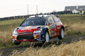 S&eacute;bastien Loeb usiluje o &scaron;est&yacute; mistrovsk&yacute; titul.