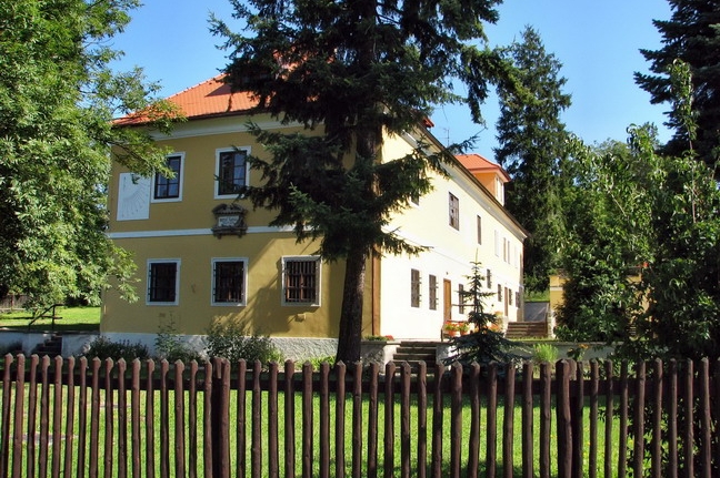 Jabkenická myslivna.