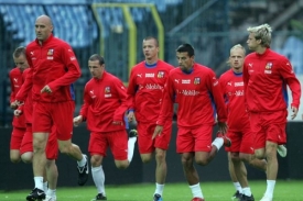 Jan Koller vede sv&eacute; spoluhr&aacute;če v tr&eacute;ninkov&eacute;m v&yacute;klusu.