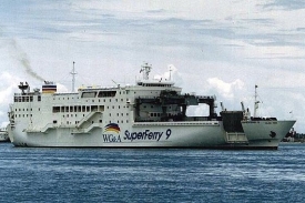 Filipínský trajekt SuperFerry 9, který se potopil.