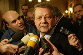 Přeborníkem v porcování medvěda se každoročně stával Ladislav Šustr.