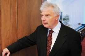O Melč&aacute;kově st&iacute;žnosti bude soud rozhodovat ve čtvrtek.