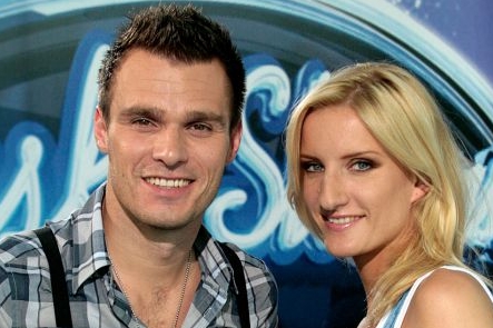 Moderátorské duo.