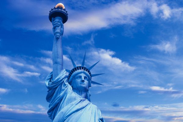 Češi budou za povolení cestovat do USA platit. 