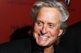 V dokumentu se objev&iacute; i Michael Douglas.