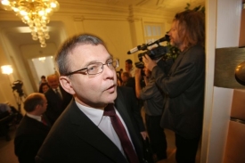 Lubom&iacute;r Zaor&aacute;lek si musel chv&iacute;lemi připadat jako u v&yacute;slechu.