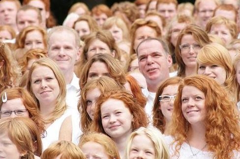 V Bredě se sešlo na tři tisíce zrzavých.
