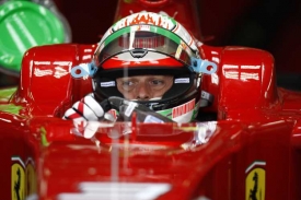 Giancarlo Fisichella, nov&aacute;ček ve st&aacute;ji Ferrari.