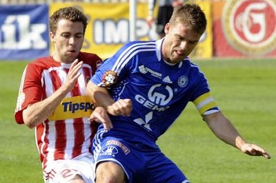 Marek Kaščák (vpravo), kapitán fotbalistů Olomouce (archivní snímek).