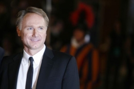 Dan Brown