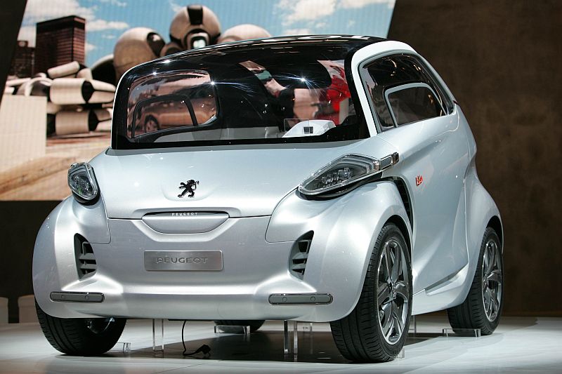 Peugeot zatím neuvedl, zda hodlá BB1 vyrábět. Peugeot zatím neuvedl, zda hodlá BB1 vyrábět.